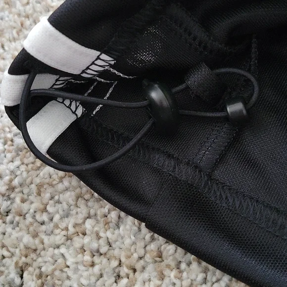 Adidas 1/4 zip top NWT - Picture 4 of 5